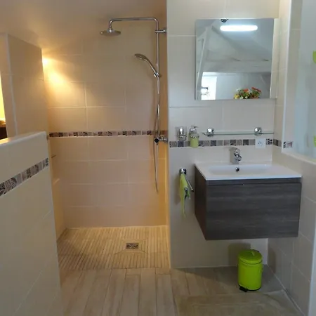 Bed & Breakfast L'amethyste Saumur